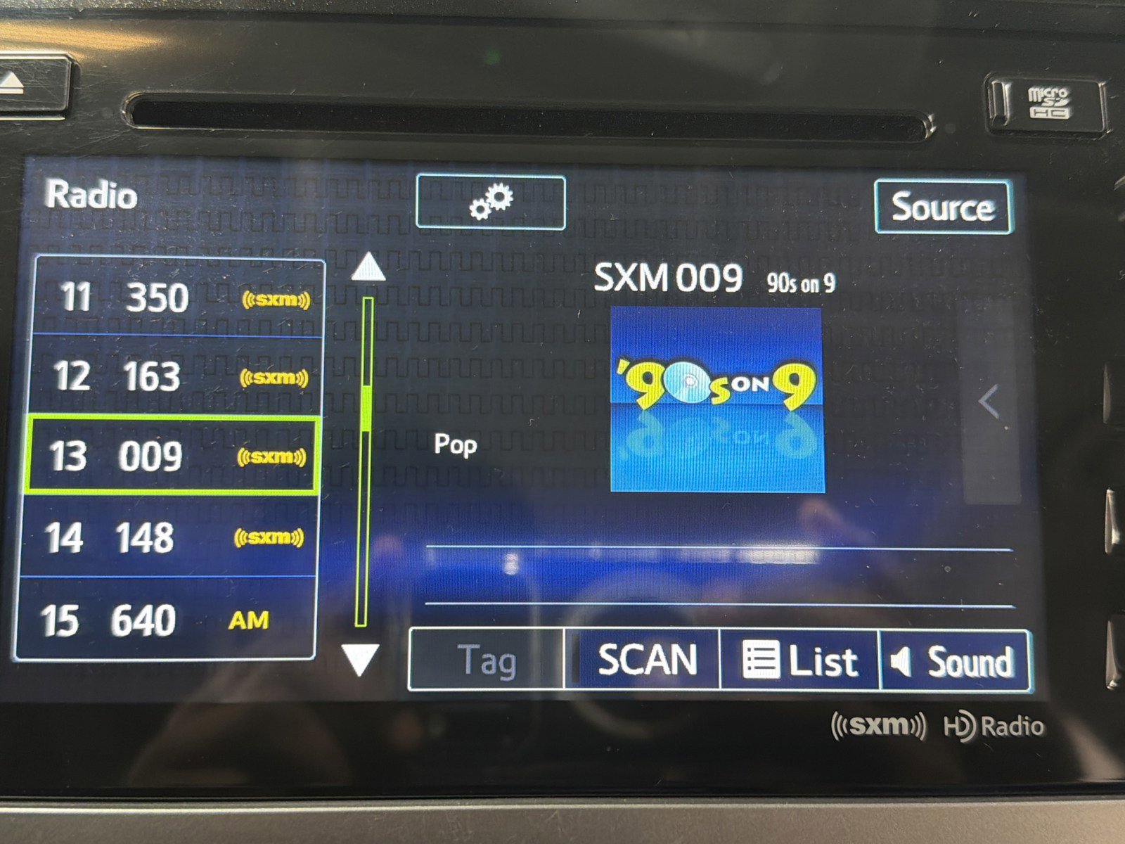 Used 2017 Subaru Outback 2.5i Touring w/ Popular Package #5A image 22
