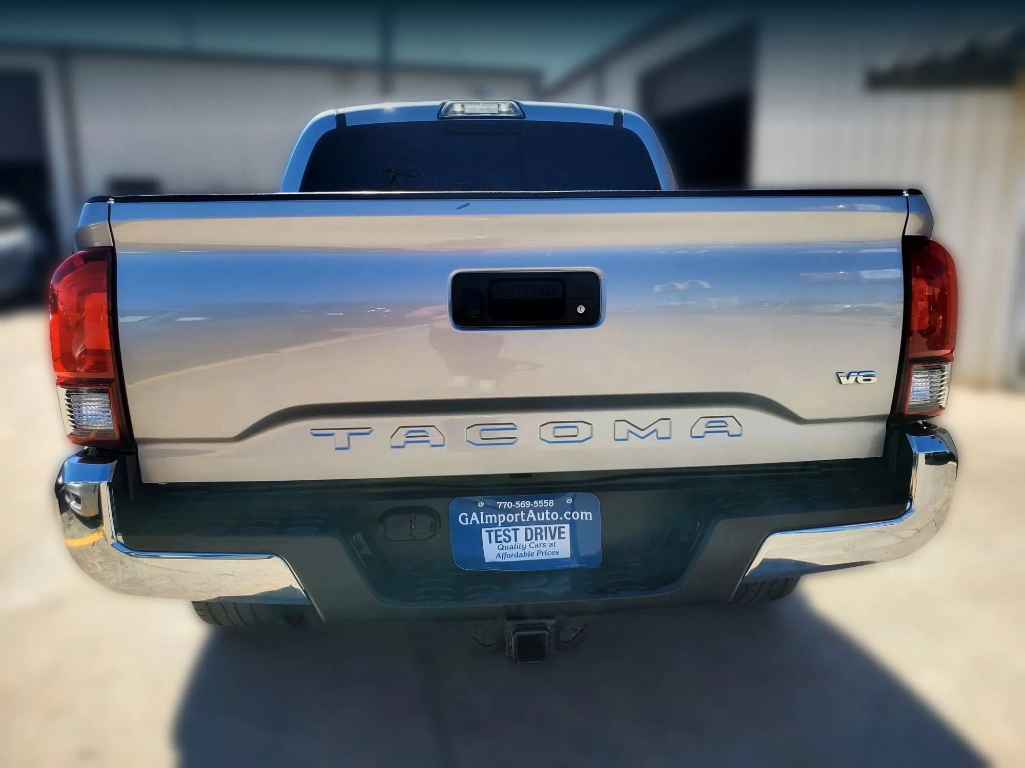 Used 2019 Toyota Tacoma SR5 RWD image 12