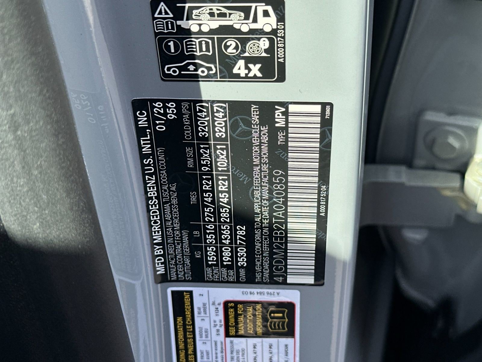 New 2026 Mercedes-Benz EQS 400 4MATIC SUV image 35