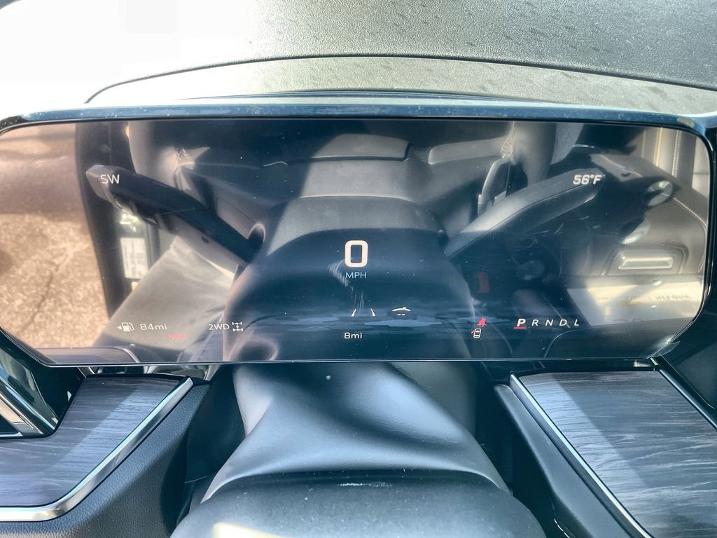 New 2026 Chevrolet Suburban Premier image 10