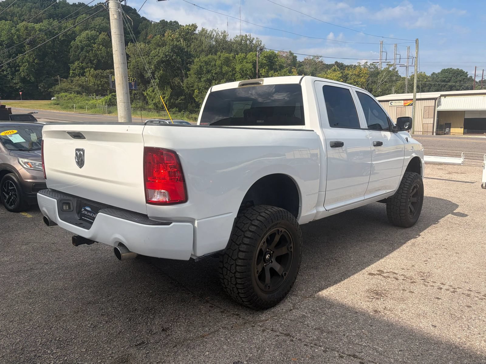 Used 2016 RAM 1500 Express AWD/4WD image 5