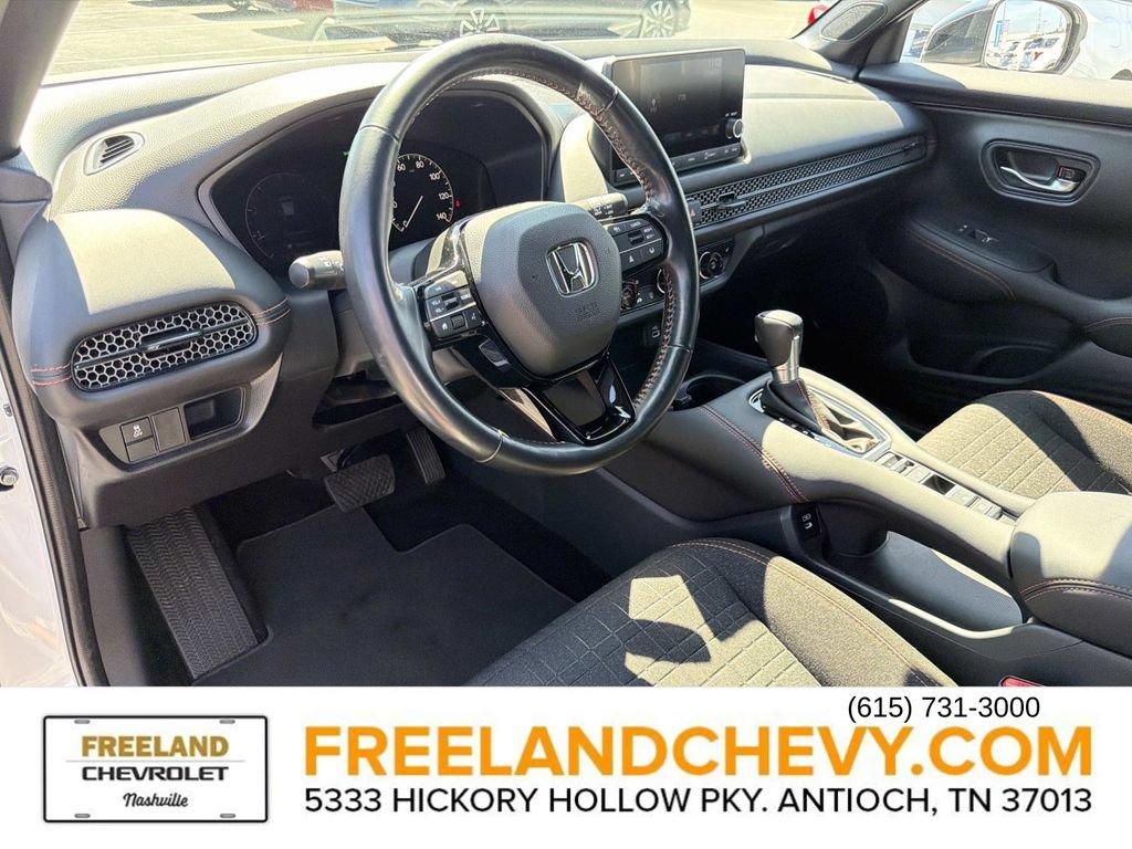 Used 2025 Honda HR-V Sport image 24
