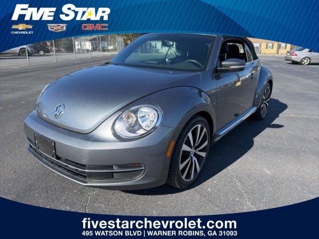 Used 2013 Volkswagen Beetle TDI image 1