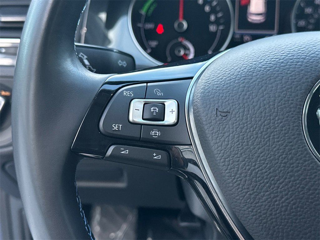 Used 2019 Volkswagen e-Golf SE w/ Driver Assistance Package image 31