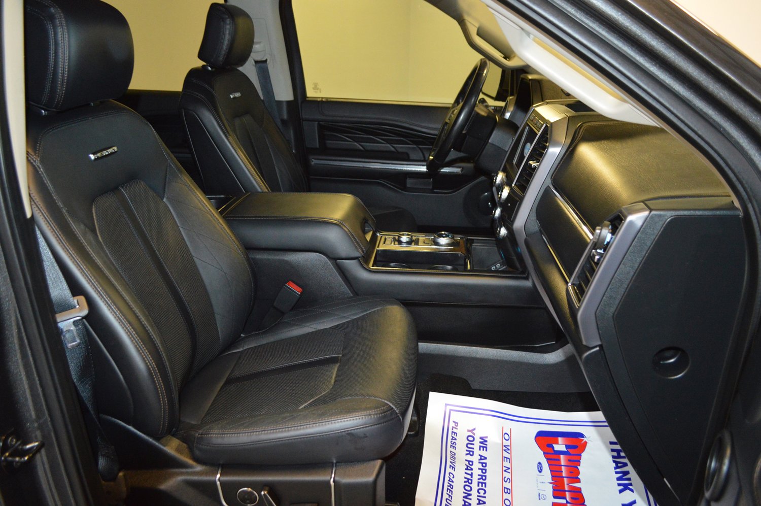 Used 2019 Ford Expedition Platinum AWD/4WD image 11