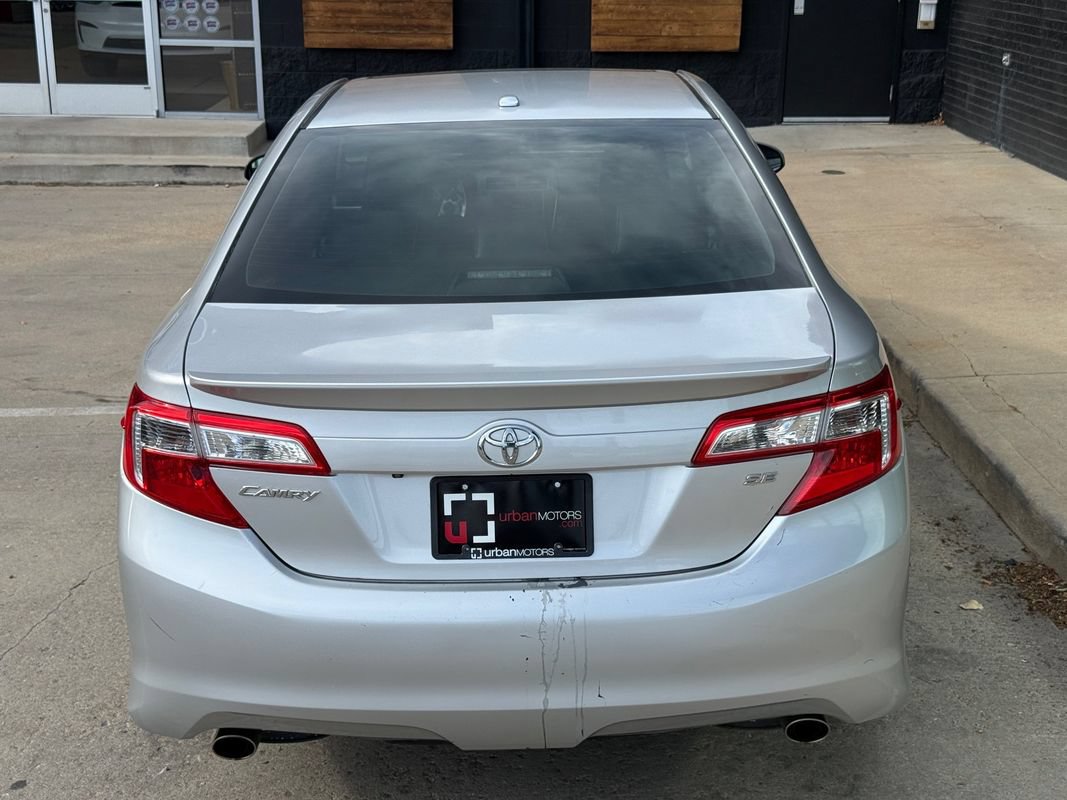 Used 2013 Toyota Camry SE w/ Leather Pkg FWD image 14