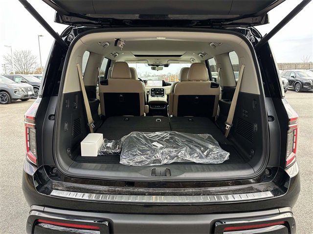 New 2025 Nissan Armada Platinum w/ Convenience Package image 12