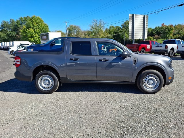 Used 2025 Ford Maverick XL w/ Equipment Group 102A AWD/4WD image 9