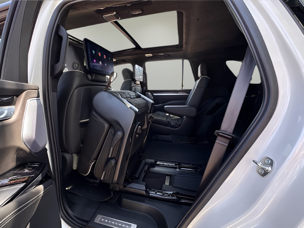 Used 2025 Cadillac Escalade V w/ LPO, Floor Liner Package AWD/4WD image 22