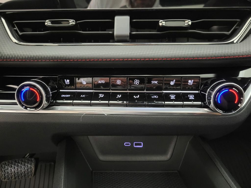 New 2026 Chevrolet Equinox RS w/ Convenience Package III image 10