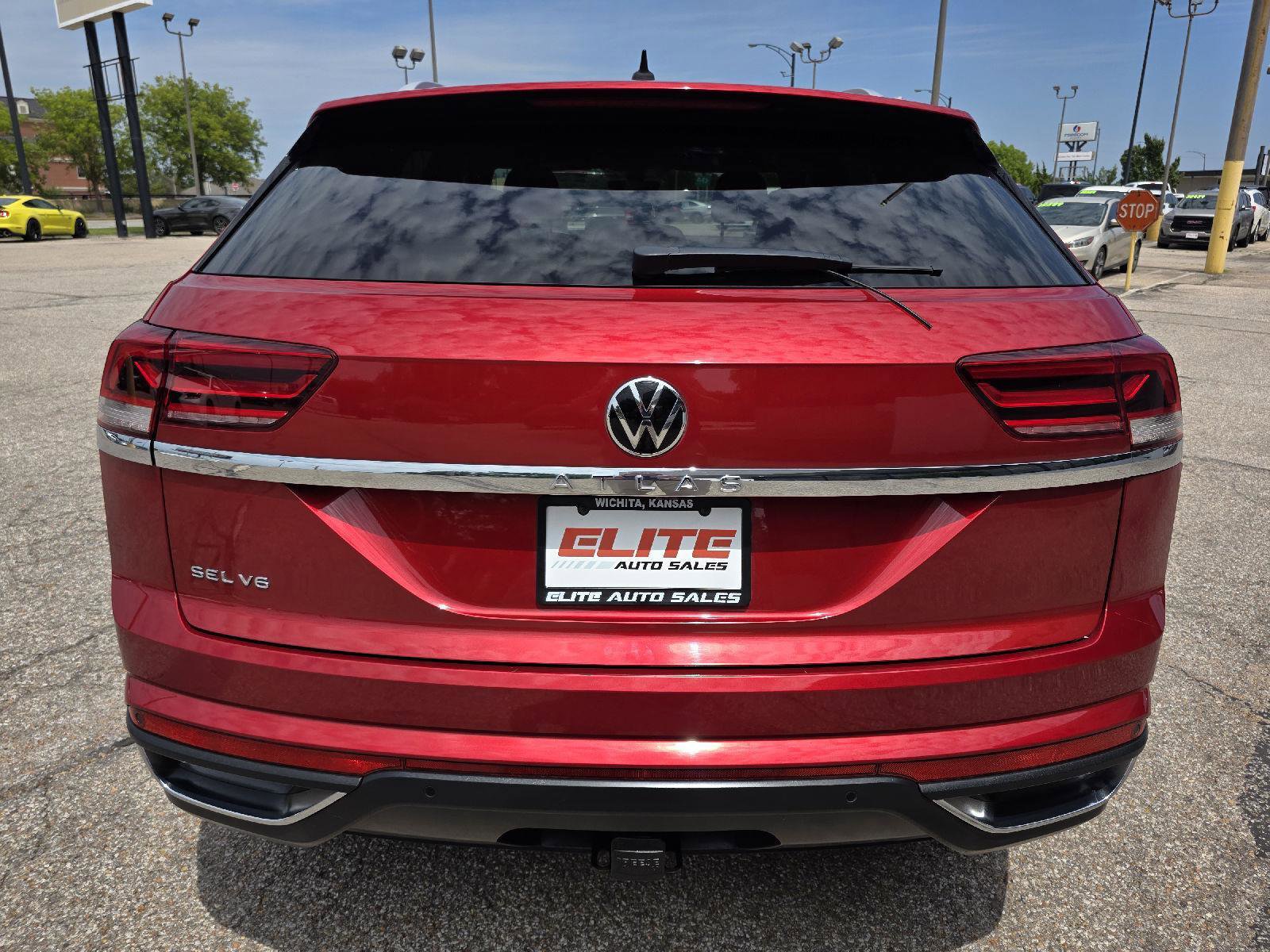Used 2020 Volkswagen Atlas Cross Sport SEL image 6