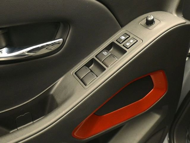 Used 2025 Nissan Frontier Pro-X w/ Pro Convenience Package image 13