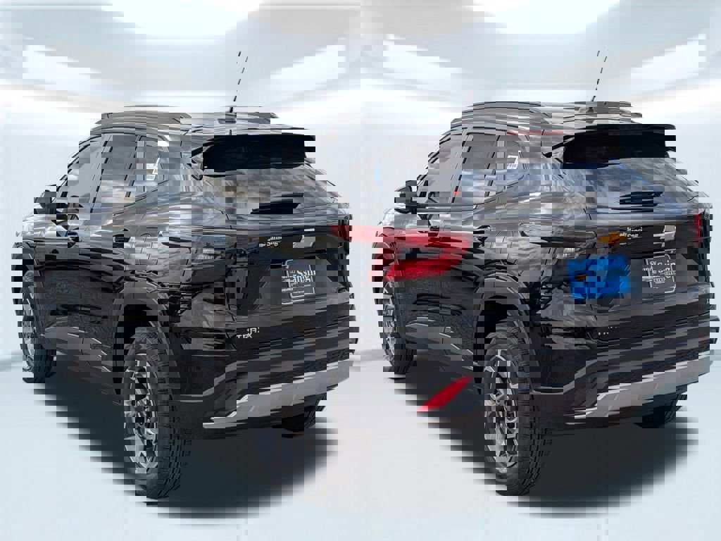 New 2026 Chevrolet Trax LT w/ Sunroof Package image 4