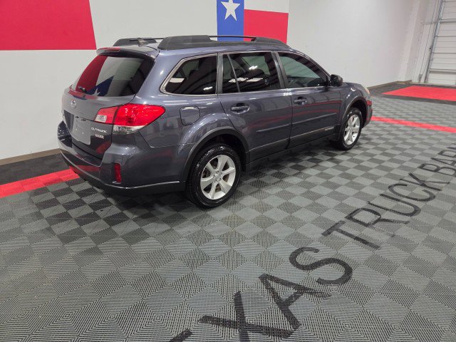 Used 2014 Subaru Outback 2.5i Limited image 18