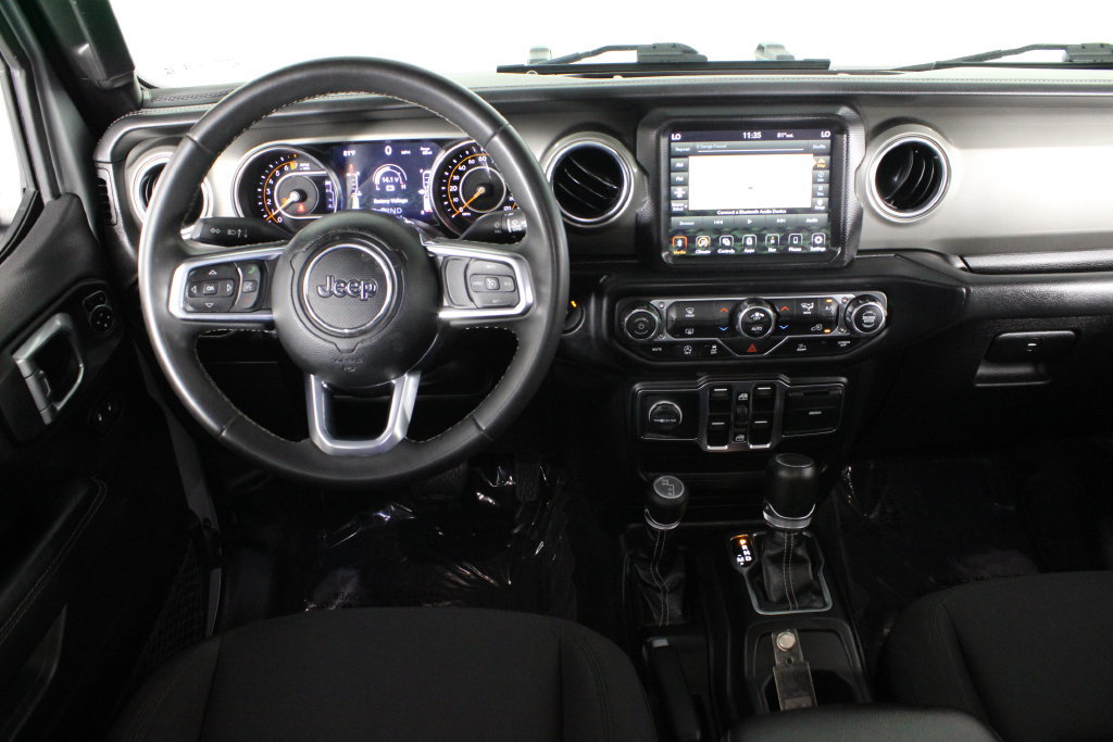 Used 2023 Jeep Gladiator Overland AWD/4WD image 6
