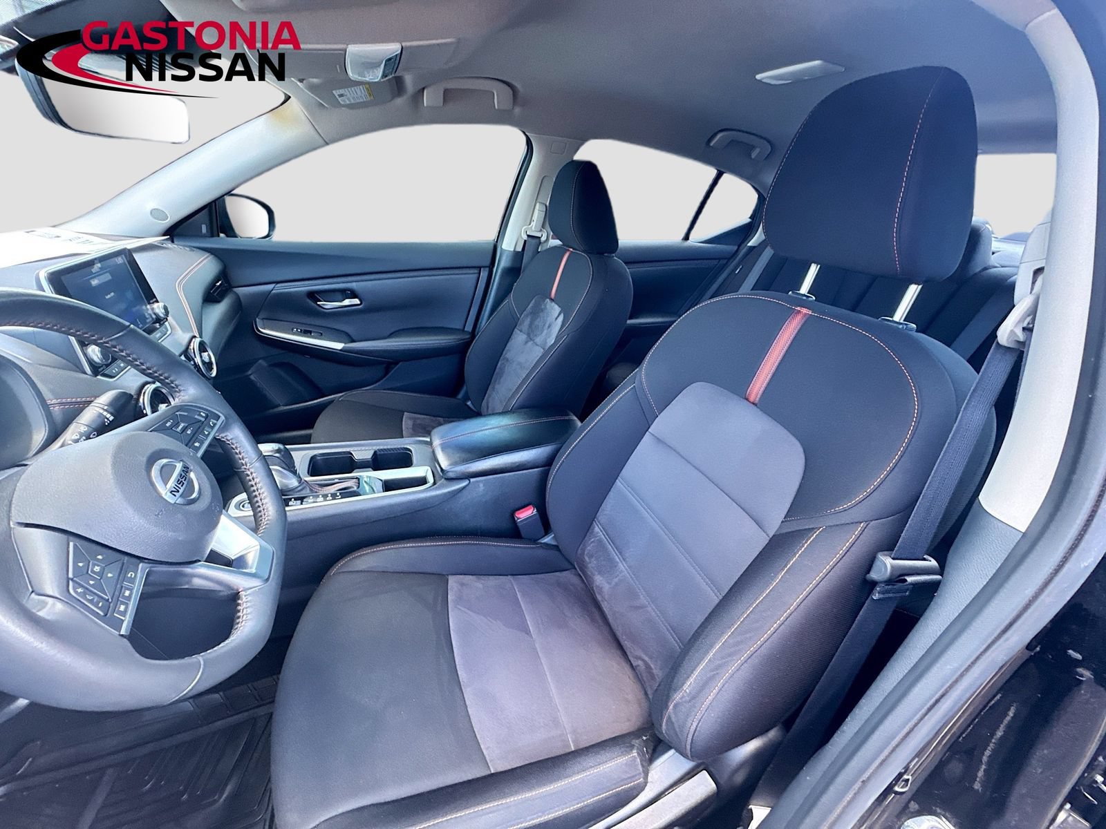 Used 2023 Nissan Sentra SR w/ Electronics Package FWD image 26