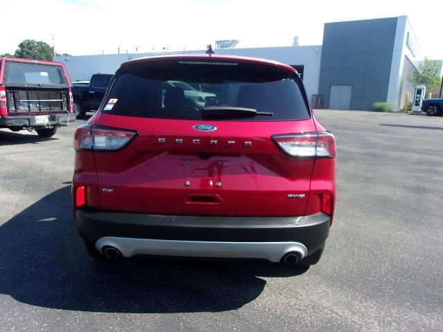 Certified 2022 Ford Escape SE w/ Convenience Package AWD/4WD image 4