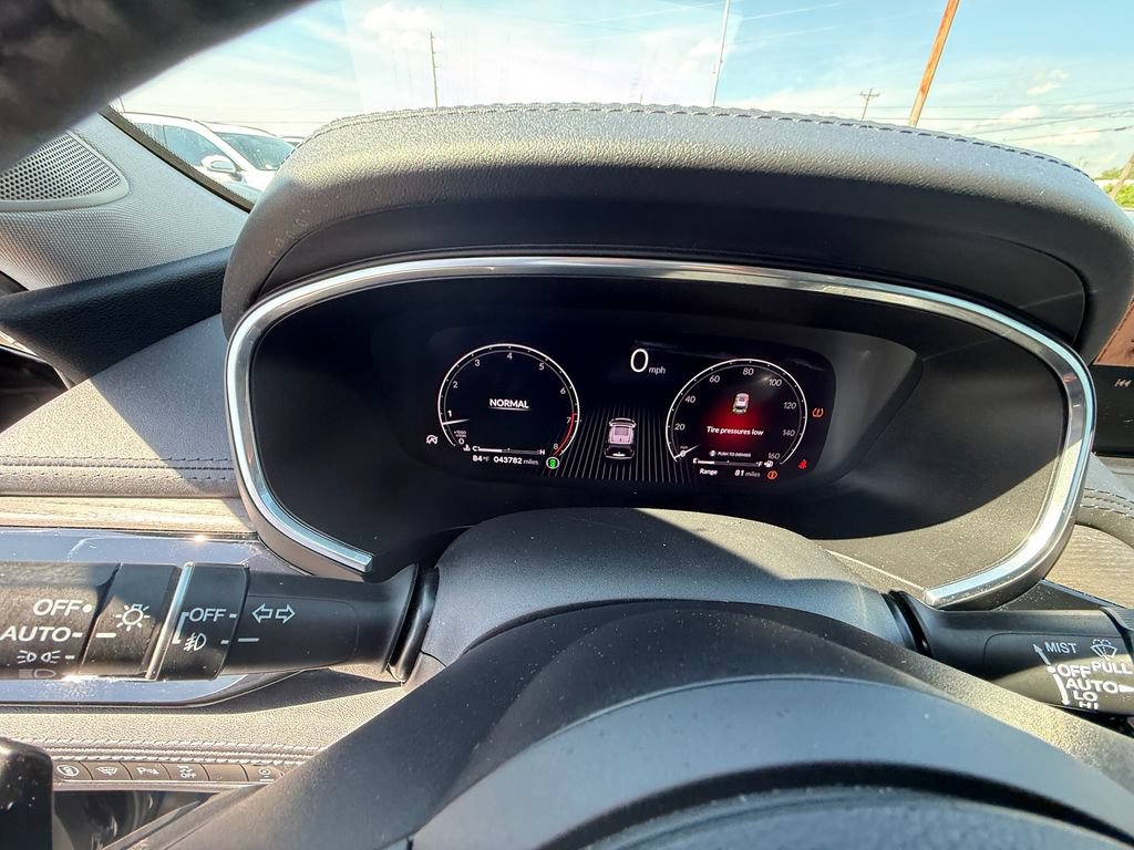 Used 2024 Acura MDX w/ Advance Package AWD/4WD image 17