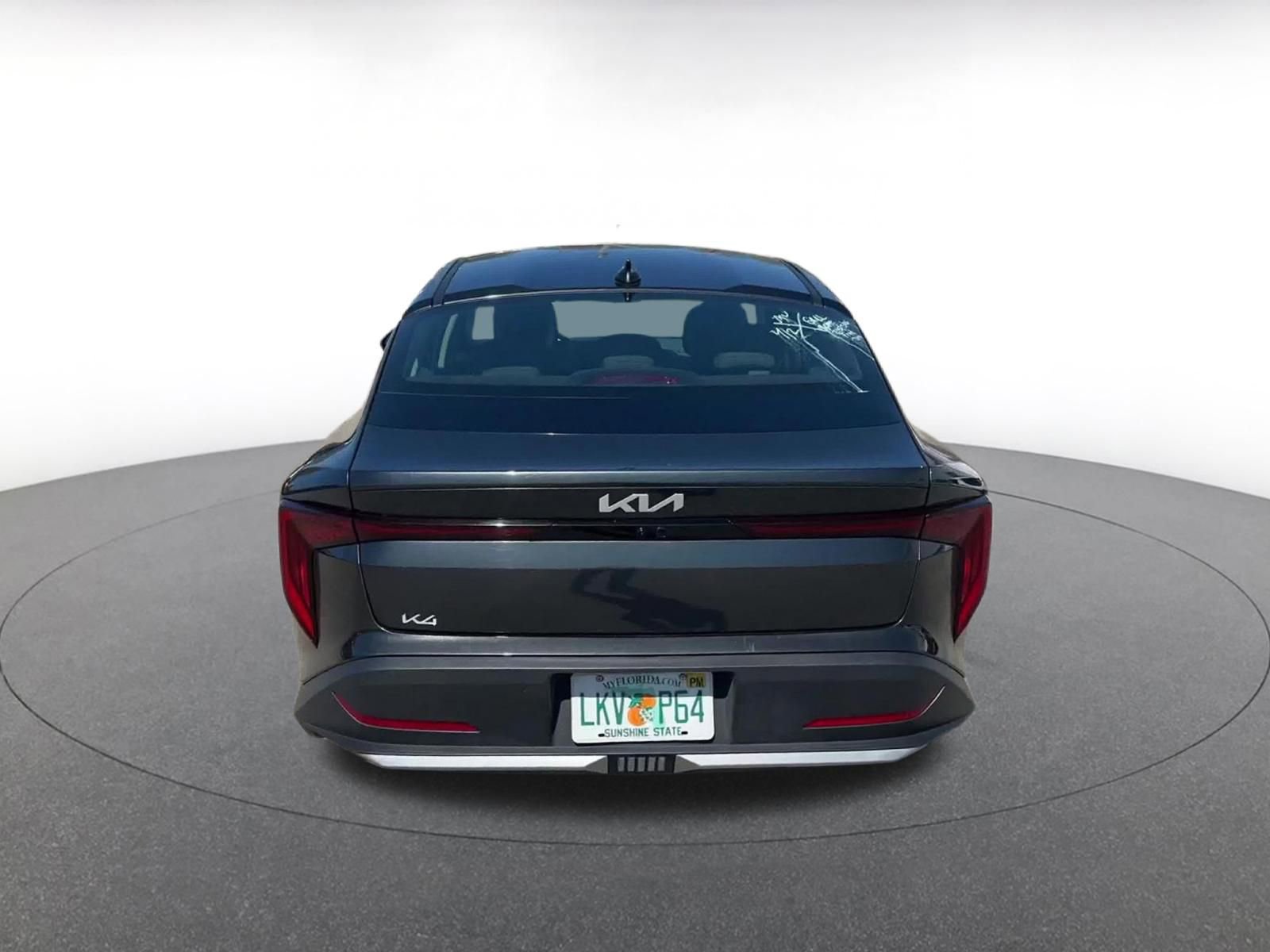 Used 2025 Kia K4 LXS image 12