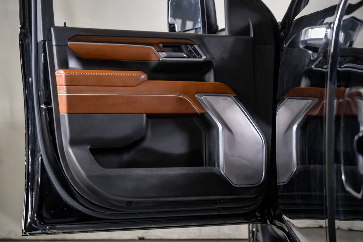 Used 2024 GMC Sierra 2500 Denali Ultimate AWD/4WD image 33