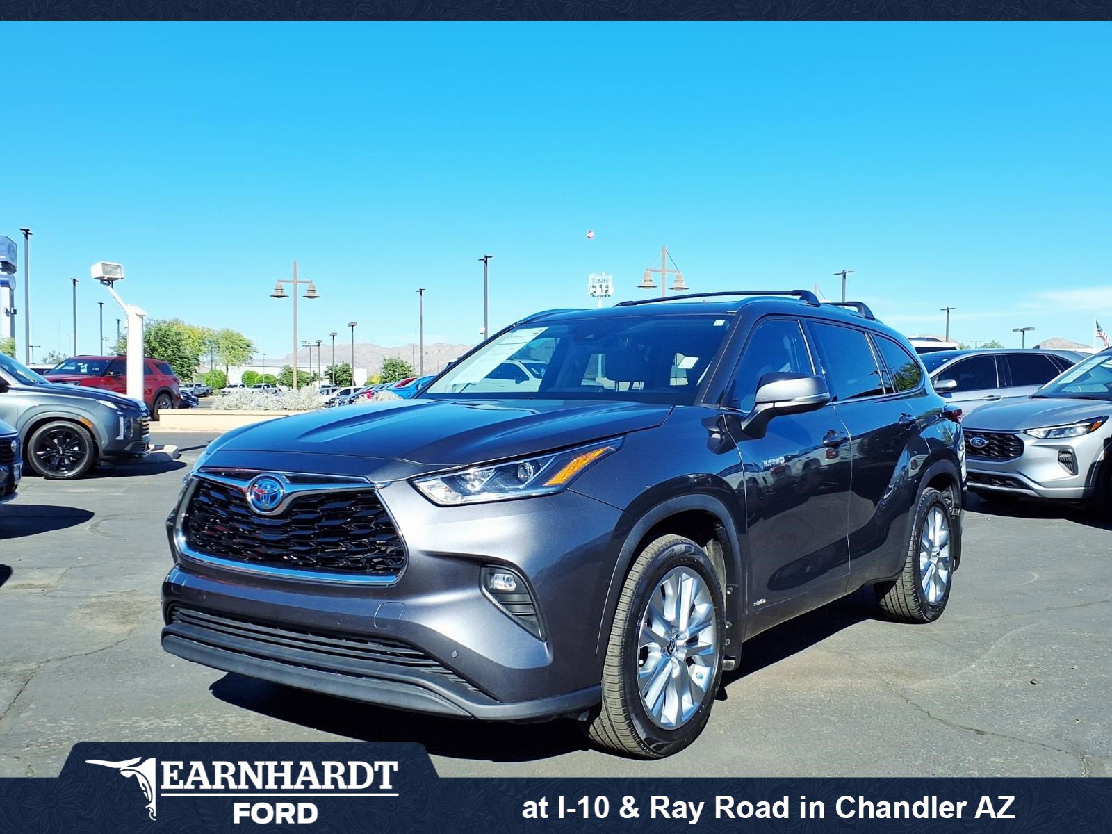 Used 2021 Toyota Highlander Limited image 1