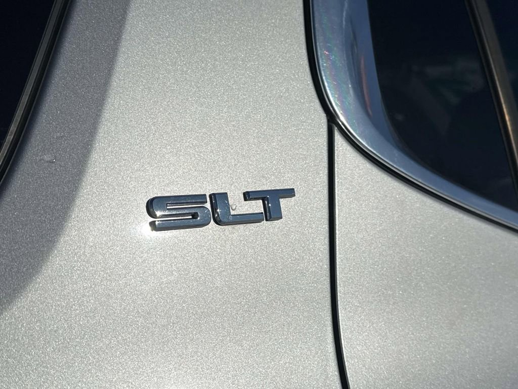 Used 2018 GMC Acadia SLT image 6