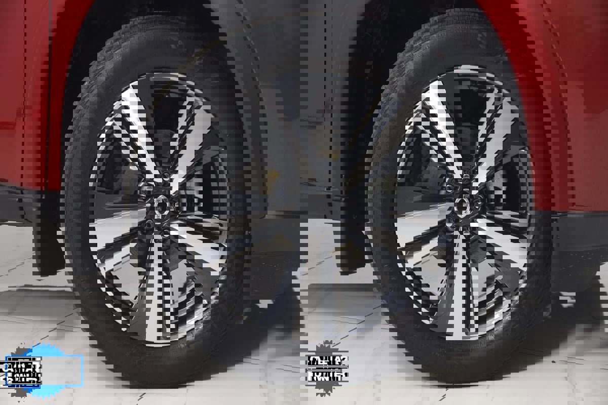 Used 2021 Nissan Rogue SL image 14