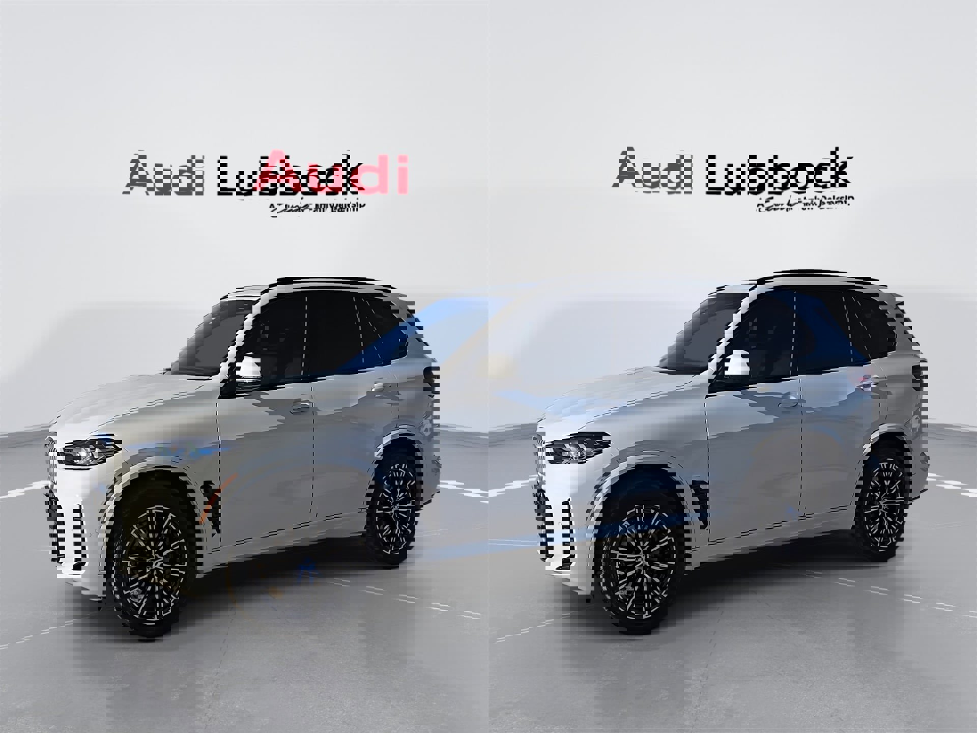 Used 2026 BMW X5 sDrive40i image 5