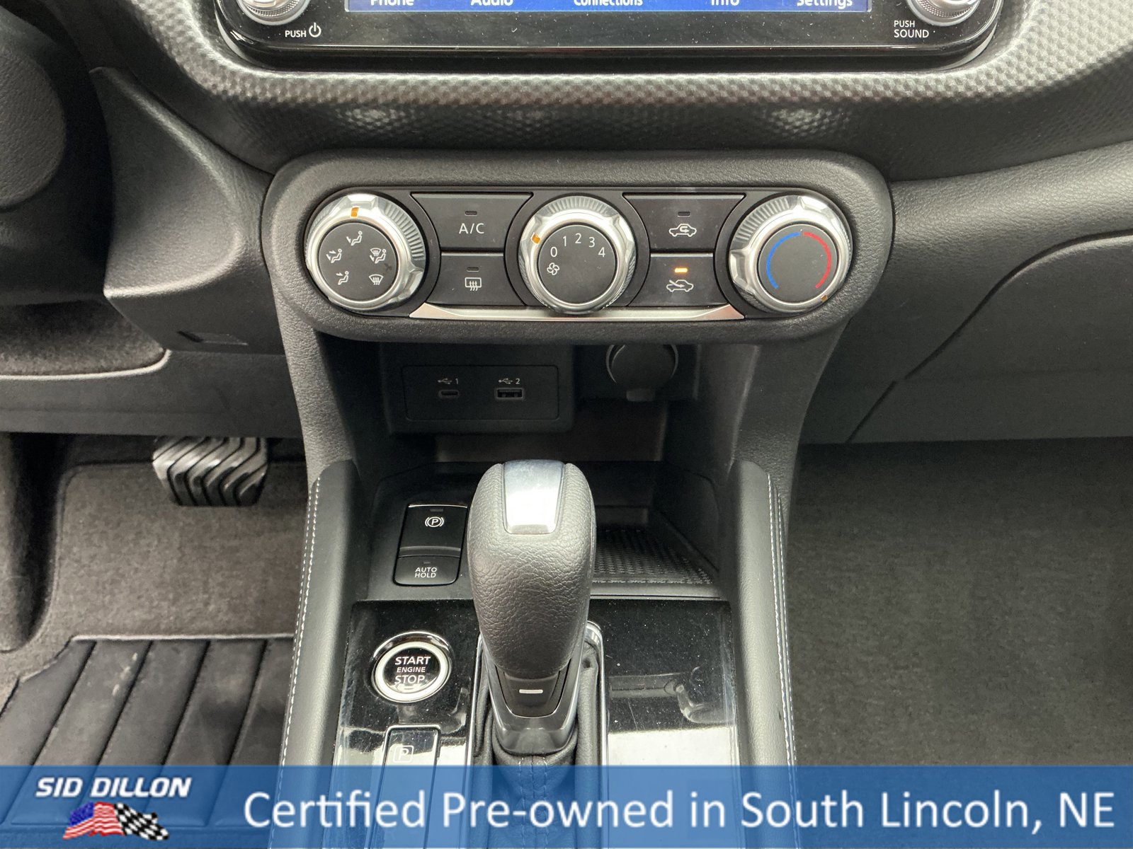 Used 2024 Nissan Kicks SV image 11