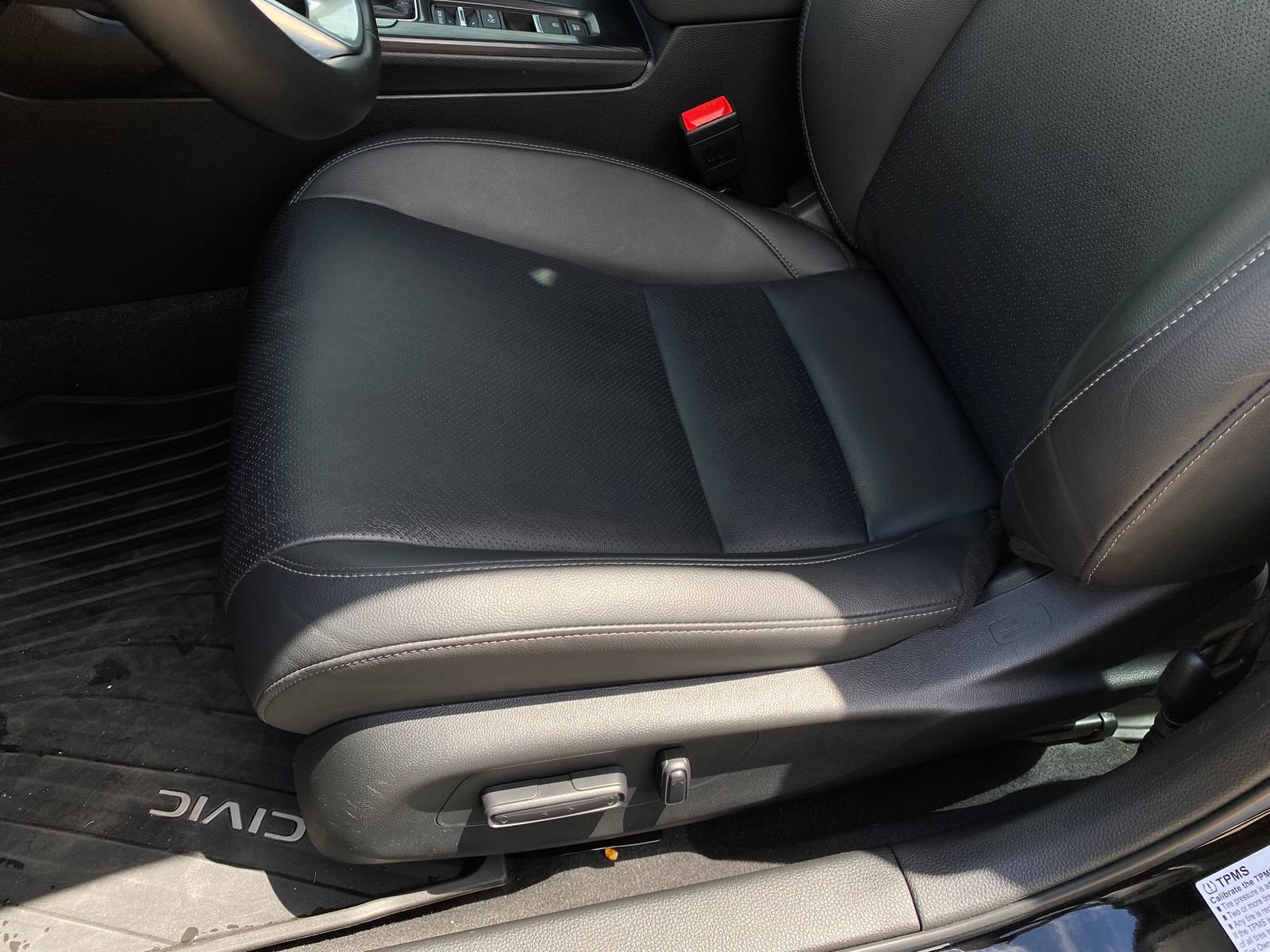 Certified 2024 Honda Civic Touring image 11