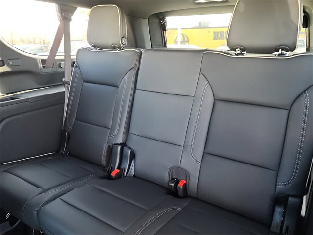 New 2026 GMC Yukon XL Elevation image 16