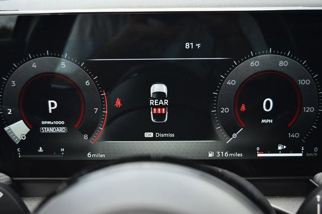 New 2025 Nissan Kicks SR image 12