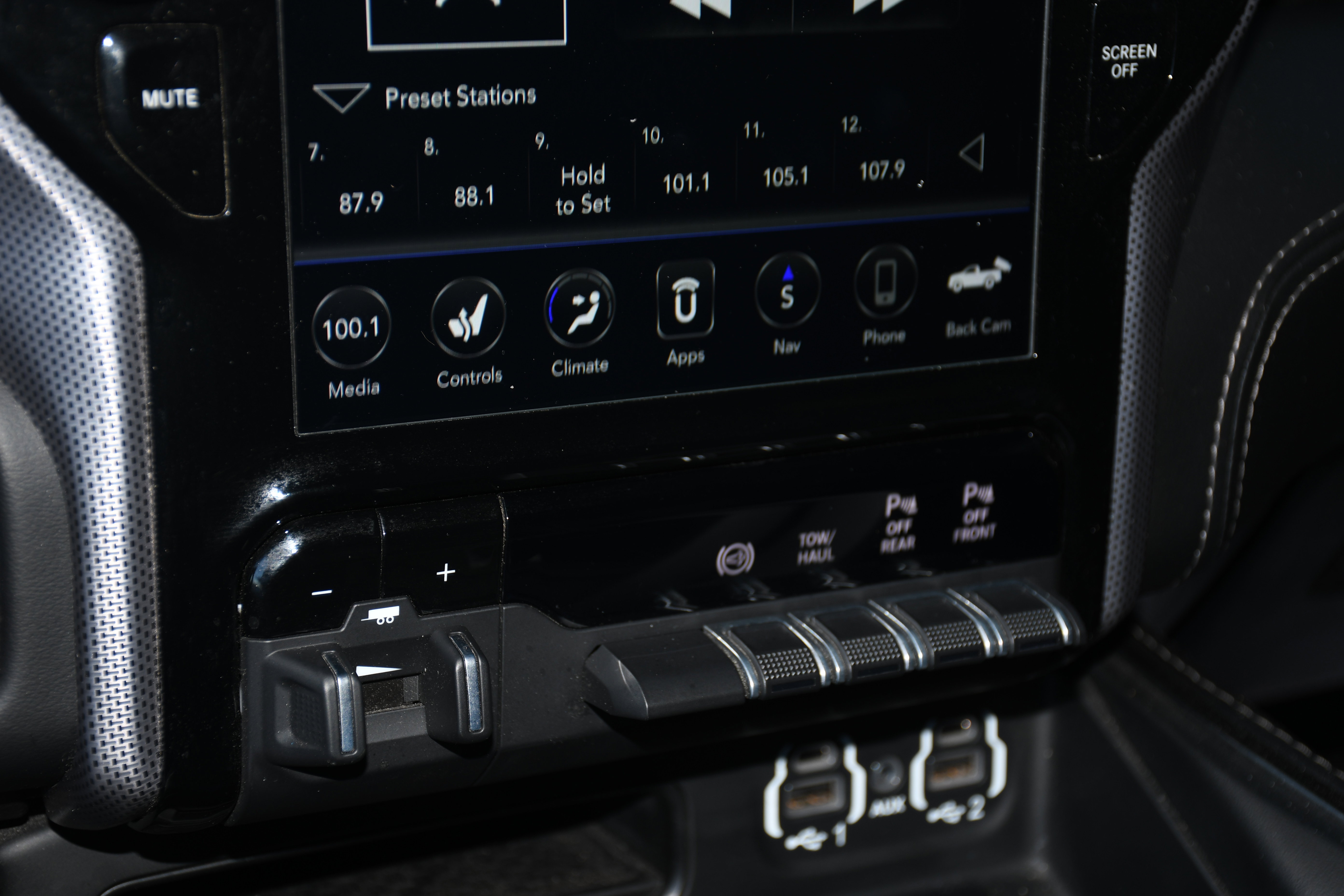 Used 2021 RAM 2500 Limited image 15