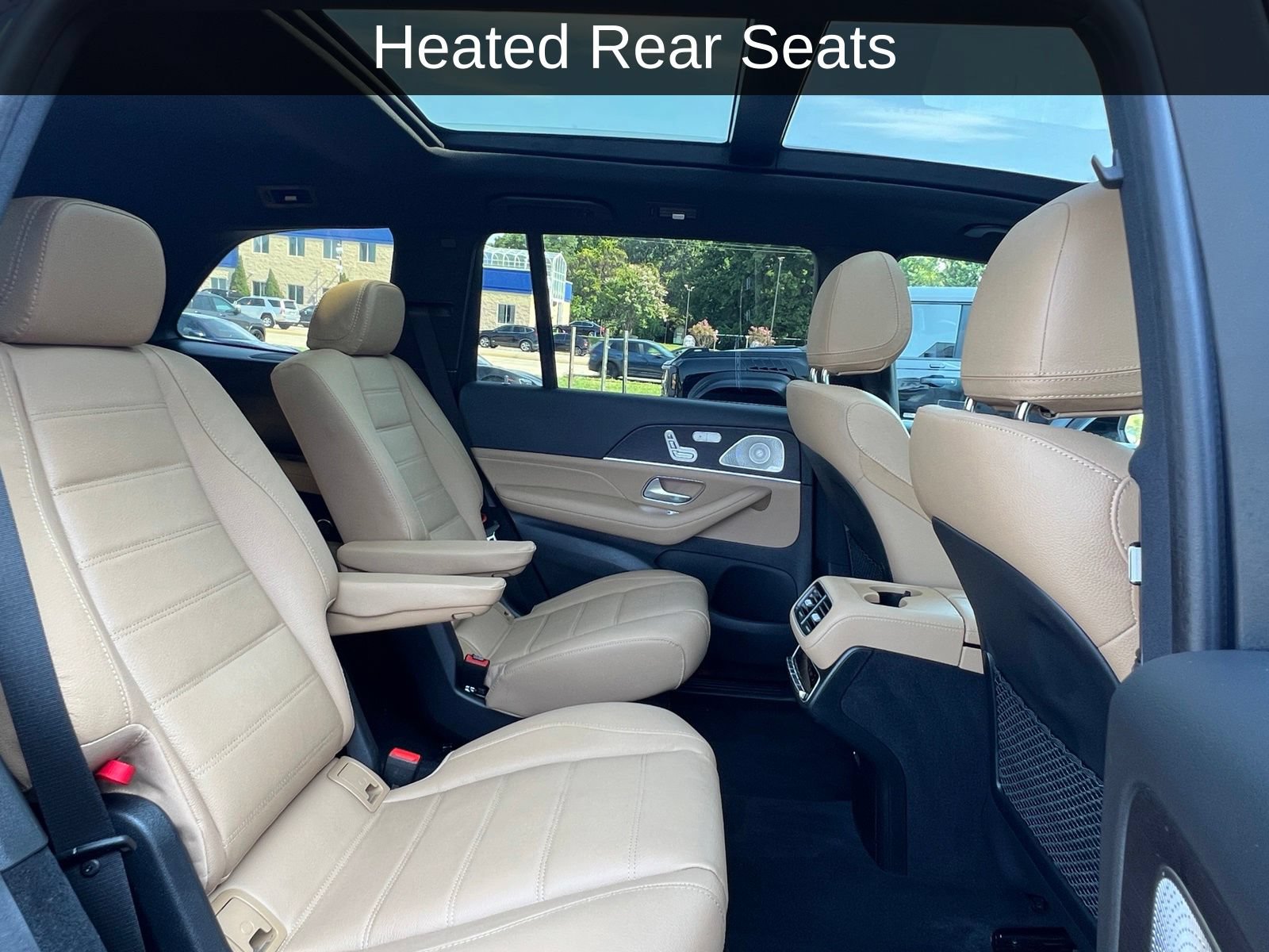 Used 2024 Mercedes-Benz GLS 450 4MATIC image 6
