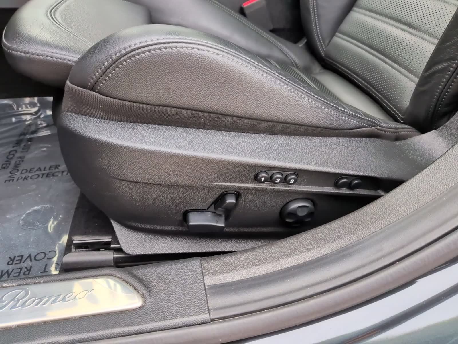 Used 2024 Alfa Romeo Giulia Veloce image 26