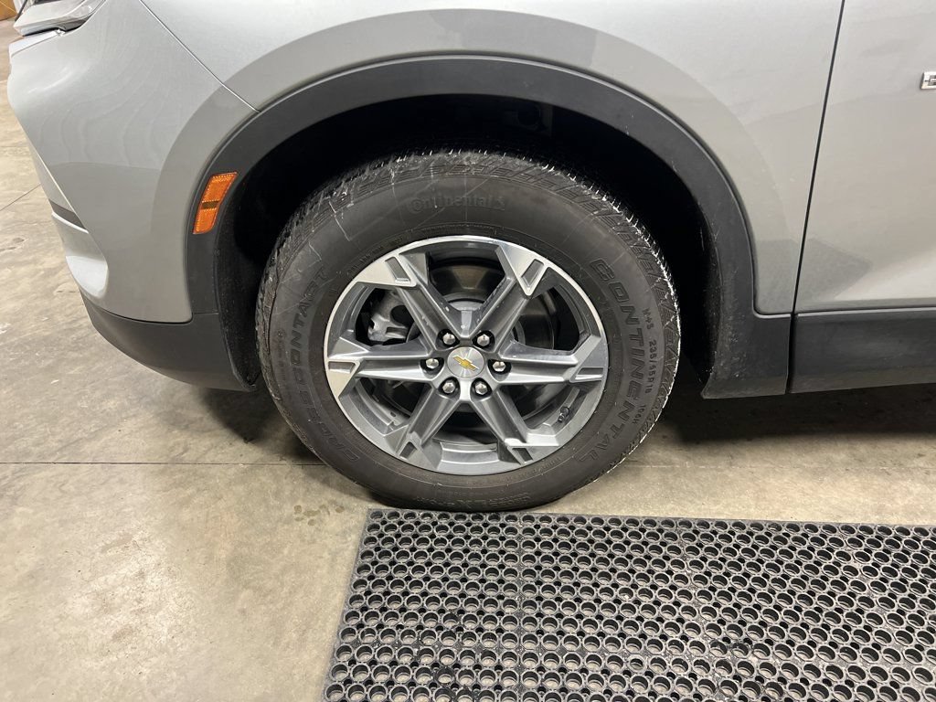 Certified 2023 Chevrolet Blazer LT AWD/4WD image 10