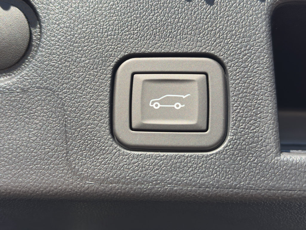 New 2027 Chevrolet Equinox RS w/ Safety and Technology Package AWD/4WD image 32