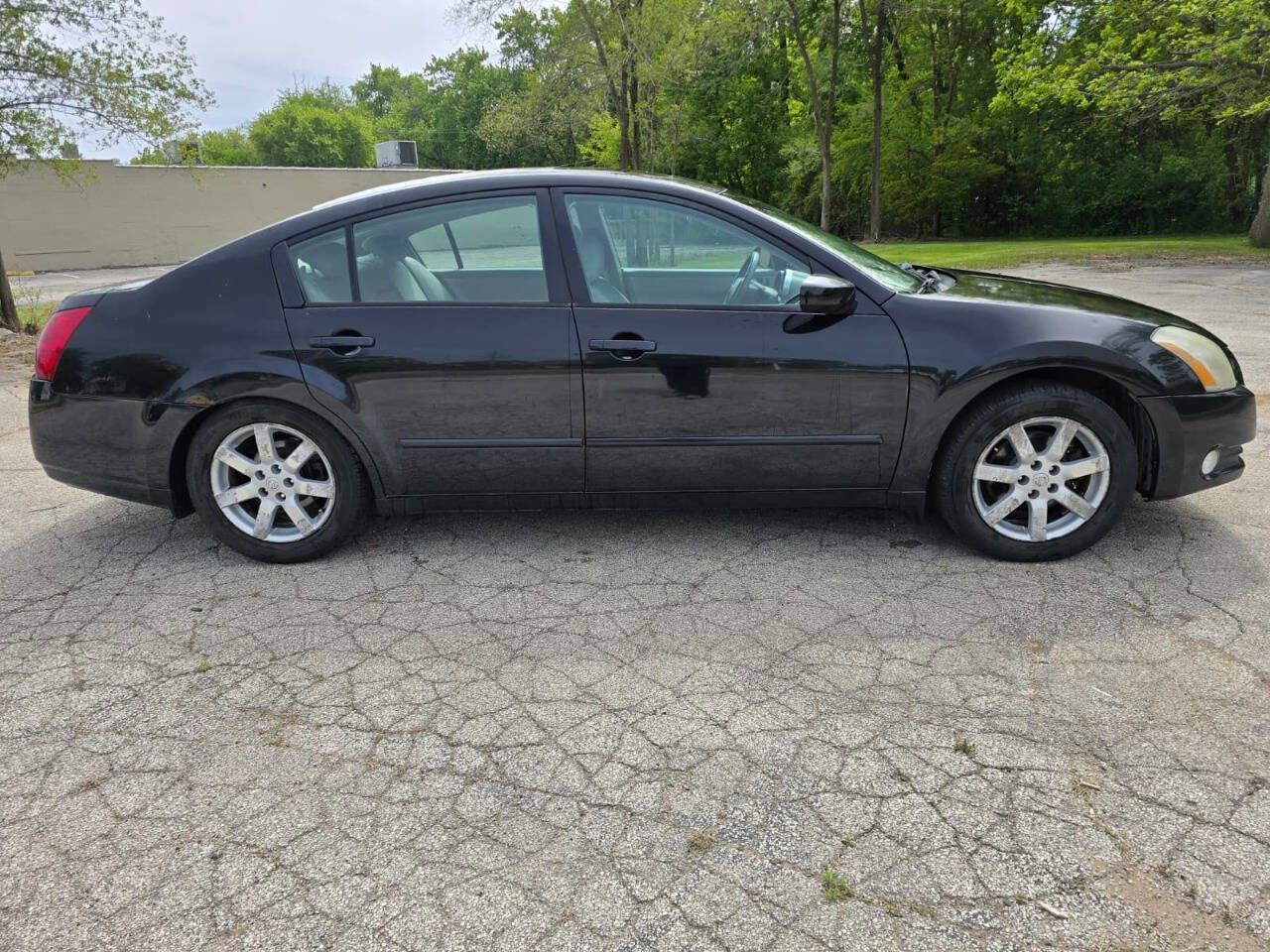 Used 2005 Nissan Maxima 3.5 SL w/ (S03) Driver Preferred Pkg FWD image 5