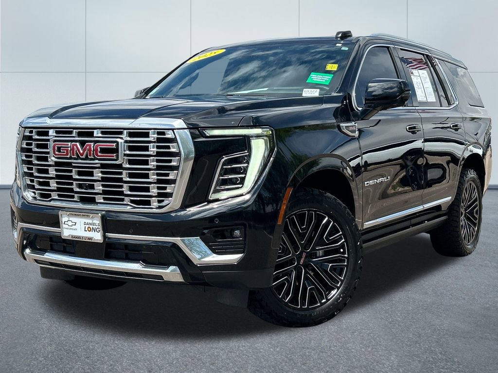 Used 2025 GMC Yukon Denali w/ Sun & Power Step Package