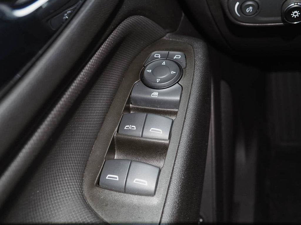 Used 2023 Chevrolet Equinox RS w/ RS Leather Package FWD image 27