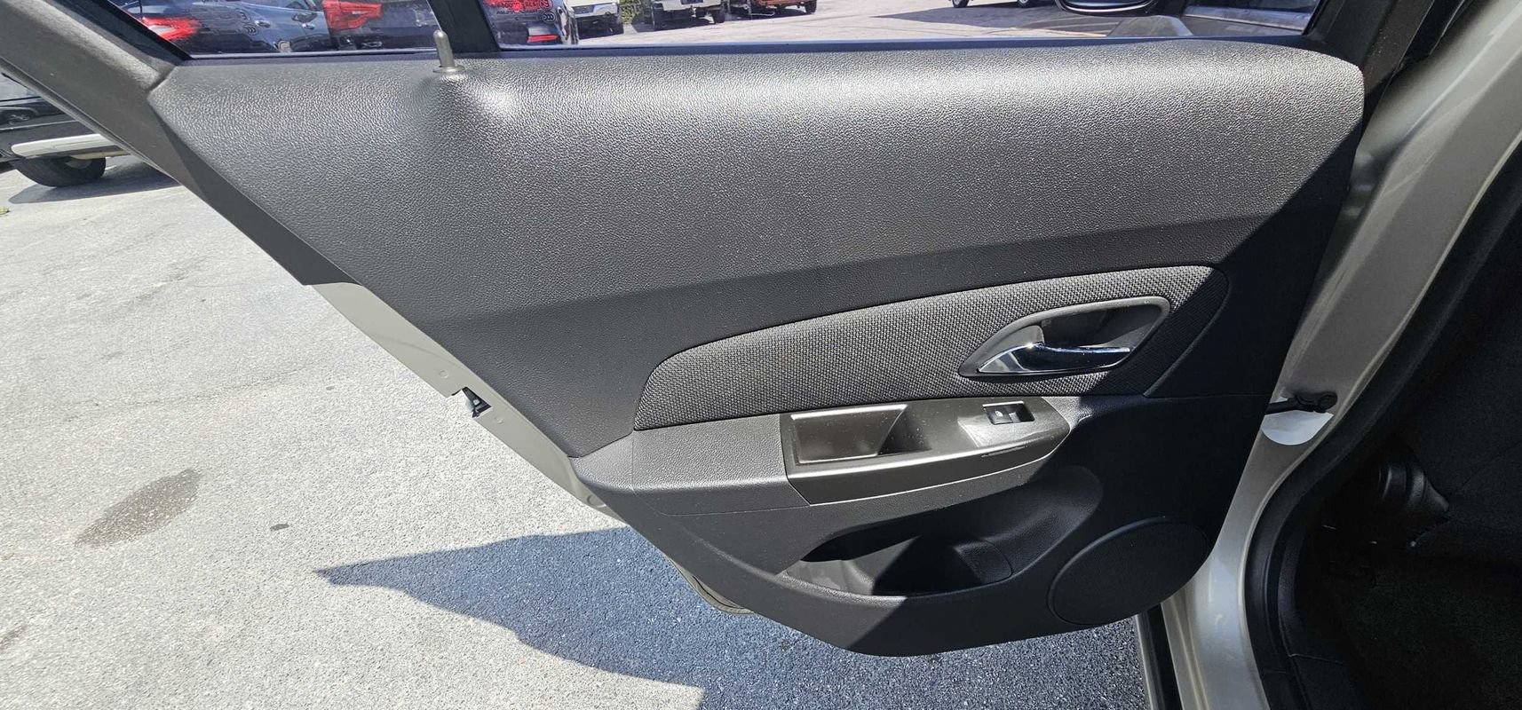 Used 2013 Chevrolet Cruze LT FWD image 16