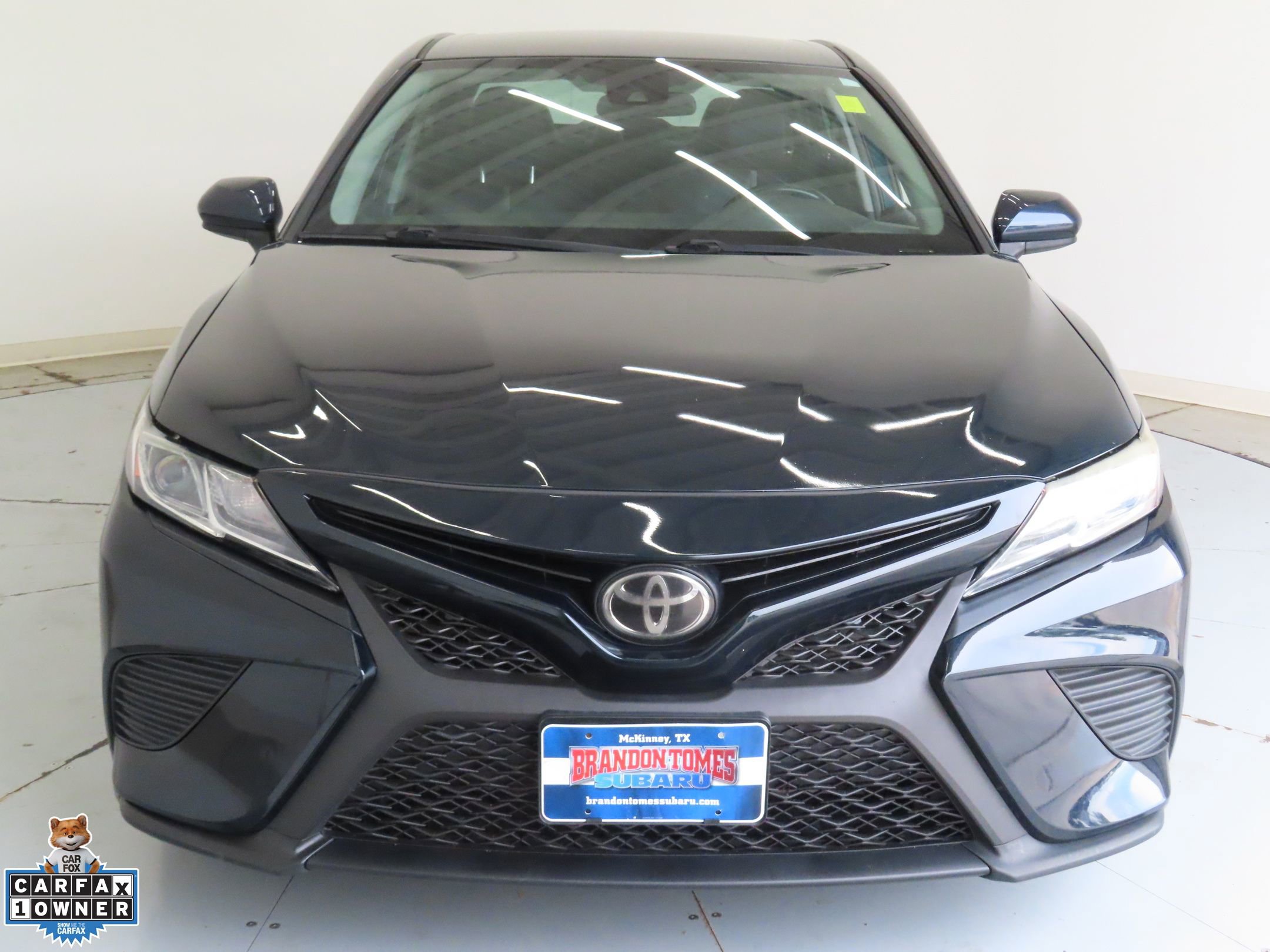 Used 2020 Toyota Camry SE FWD image 9