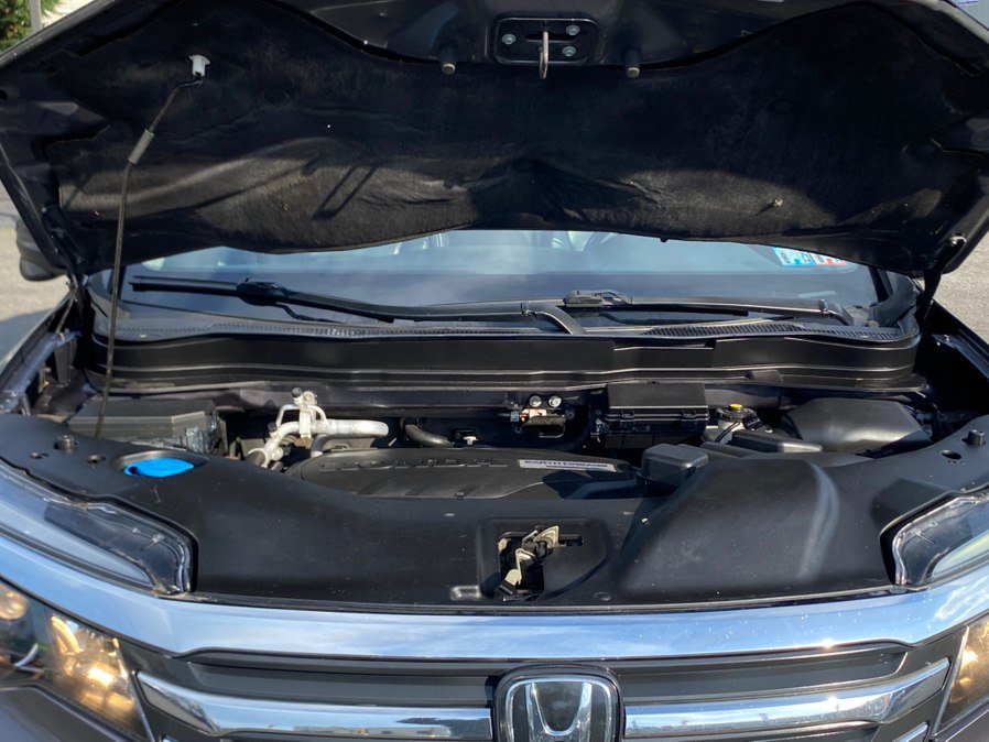 Used 2017 Honda Pilot EX-L image 2