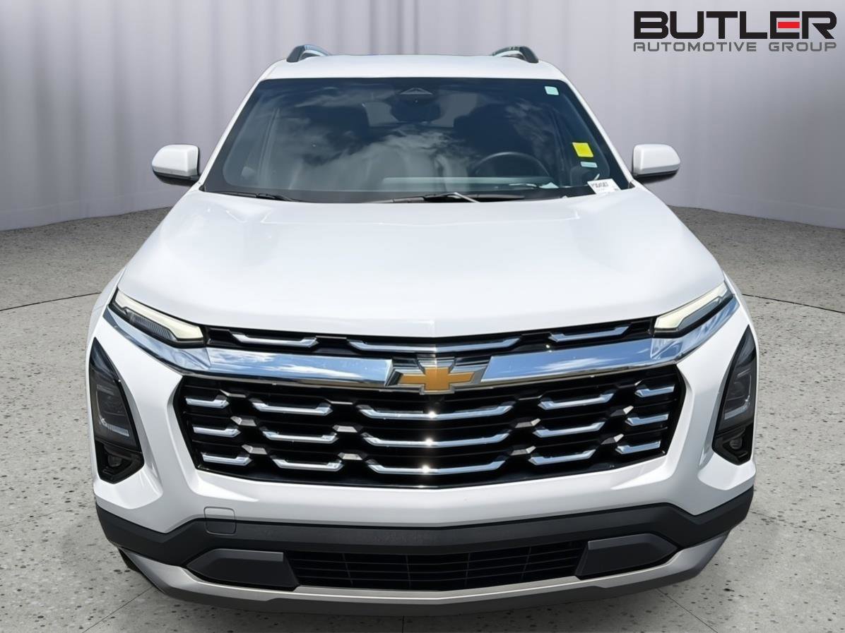 Used 2025 Chevrolet Equinox LT w/ Convenience Package II FWD image 9