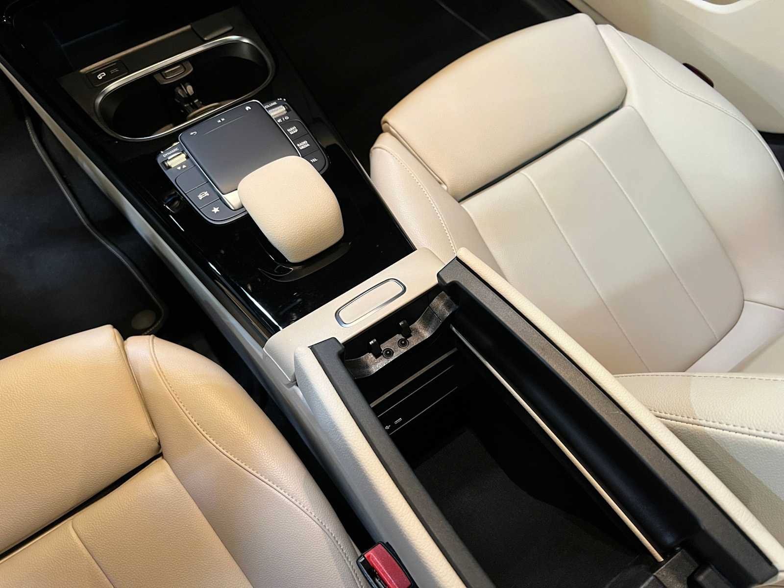 Certified 2022 Mercedes-Benz CLA 250 4MATIC image 29