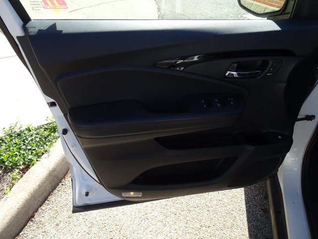 Used 2022 Honda Ridgeline Black Edition image 15