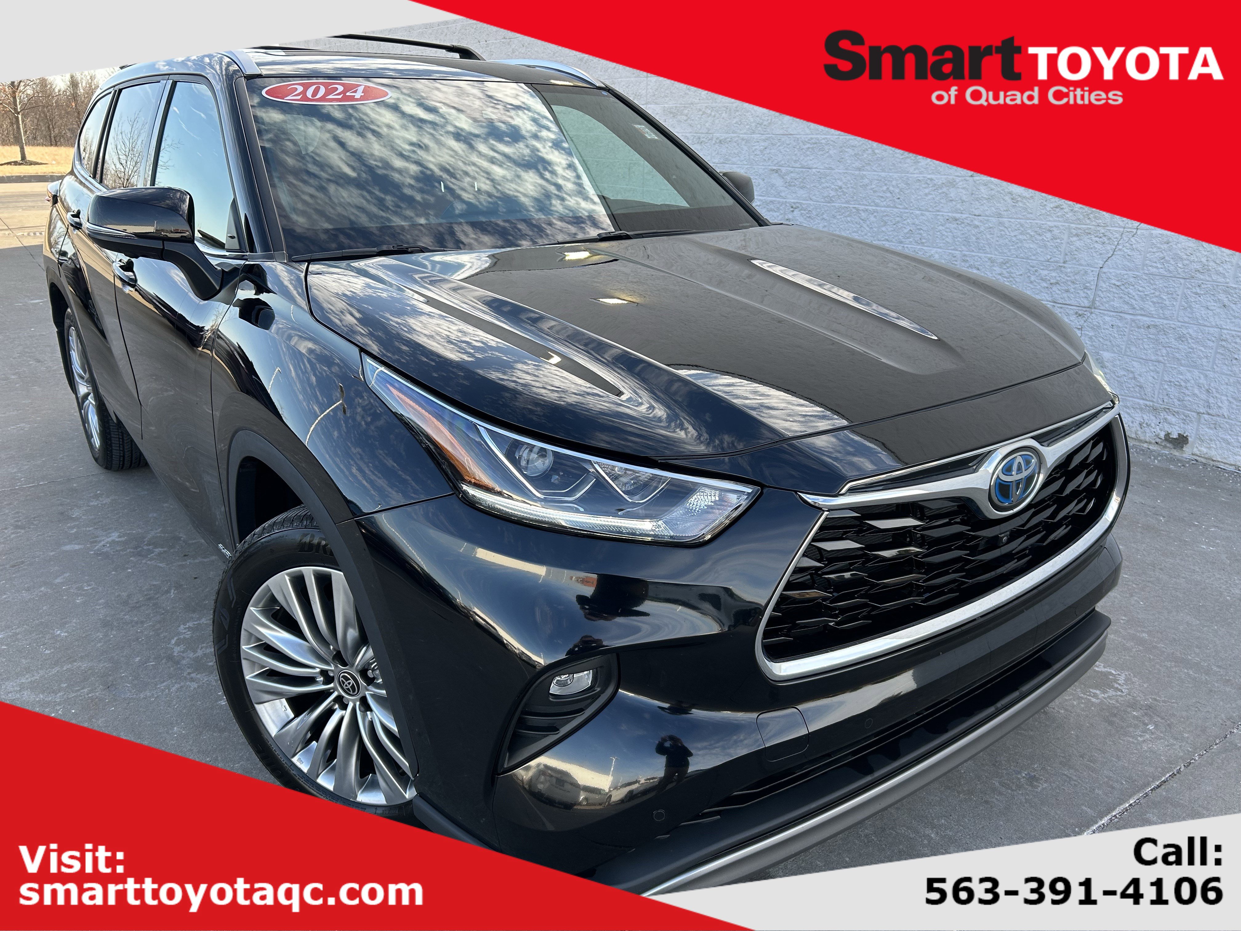 Used 2024 Toyota Highlander Platinum image 1