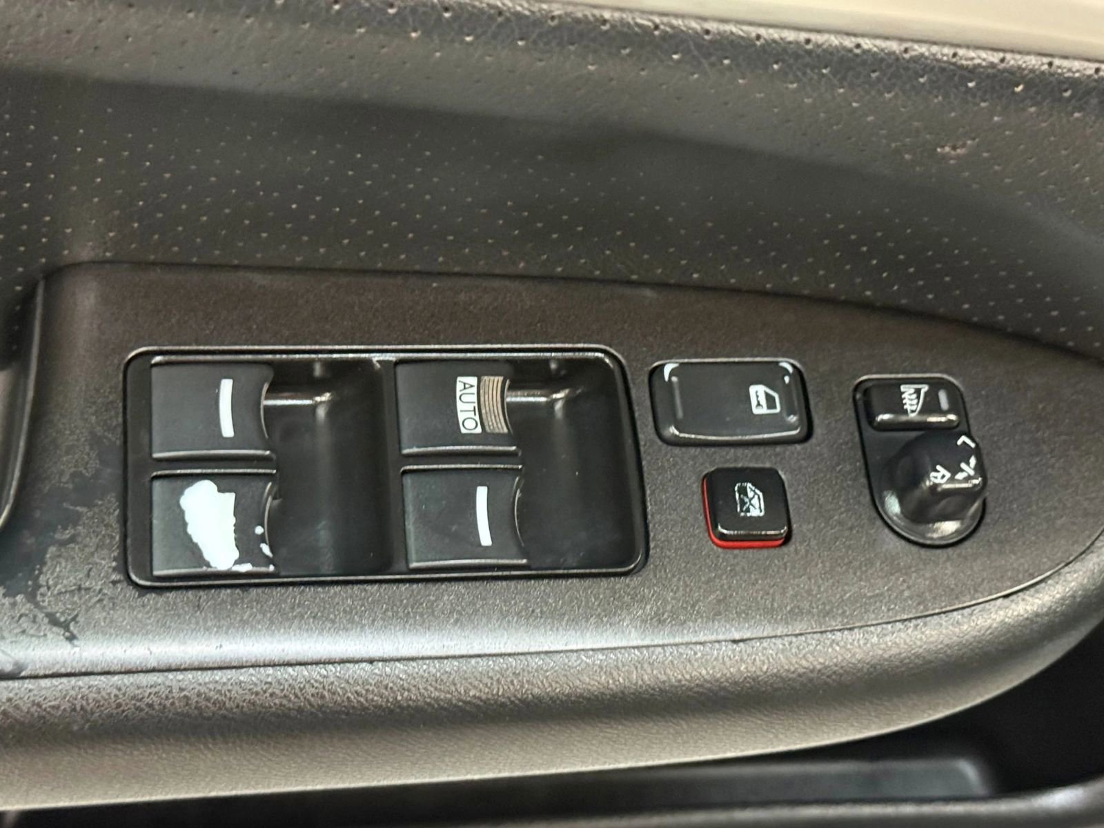 Used 2005 Acura TSX FWD image 25