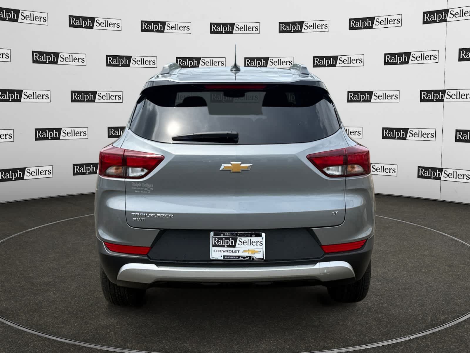 Used 2025 Chevrolet TrailBlazer LT AWD/4WD image 5