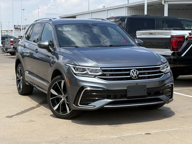 Used 2022 Volkswagen Tiguan SEL R-Line AWD/4WD image 2